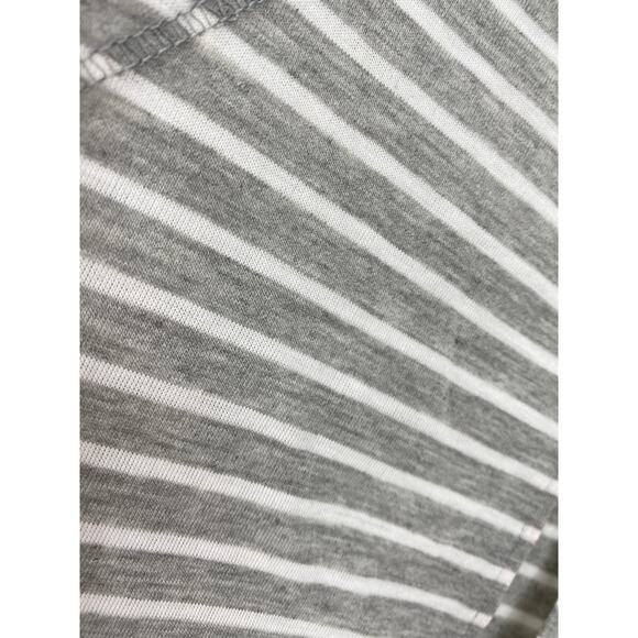 Yogalicious Womens Slit Back Heather Gray White Striped Tank Top NEW Large - Picture 9 of 9